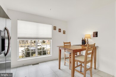 10840 Sherwood Hill Rd, Owings Mills, MD 21117 - photo 4