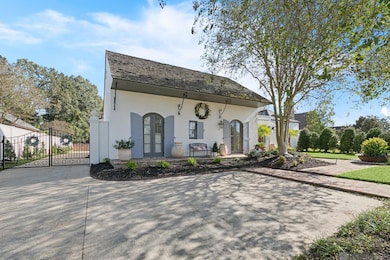 18467 E Village Way Dr, Baton Rouge, LA 70810 - photo 3