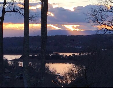 3424EDFD-24FF-4549-AF64-0F4E595D89E3