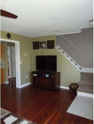 51 Saint Botolph St, Haverhill, MA 01832 - photo 4