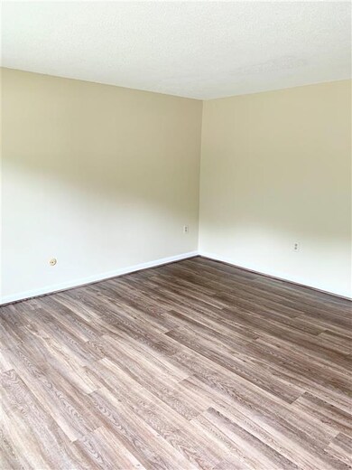 3 Morningside Dr unit R, Derry, NH 03038 - photo 5