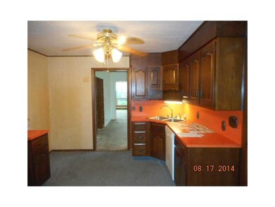 1521 N E St, Elwood, IN 46036 - photo 4