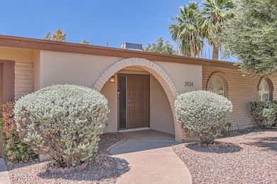 3924 E Cortez ST, - Web Quality - 003 -