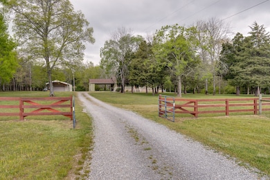 300 Ernest Campbell Rd, Shelbyville, TN 37160 - photo 5