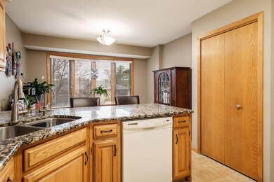 6666 Sandalwood Close unit 63A, Rockford, IL 61108 - photo 5
