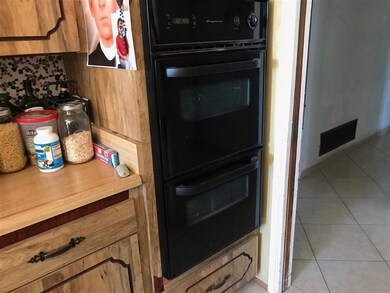 988 Maria Way, Chula Vista, CA 91911 - photo 5