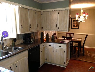 3216 Brookside Dr, Tyler, TX 75701 - photo 6