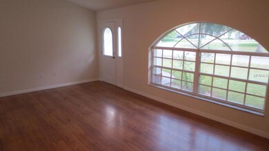 5400 Genevieve Cir, Zephyrhills, FL 33542 - photo 5