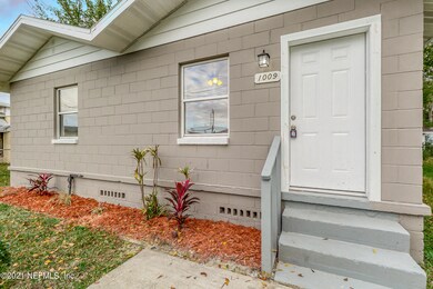 1009 Velma St, Jacksonville, FL 32205 - photo 4
