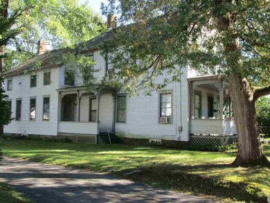 214 South St, Glens Falls, NY 12801 - photo 2