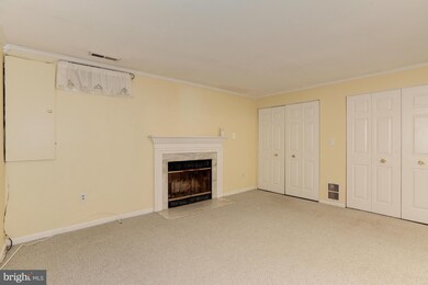 2200 Wimbledon Cir, Silver Spring, MD 20906 - photo 5