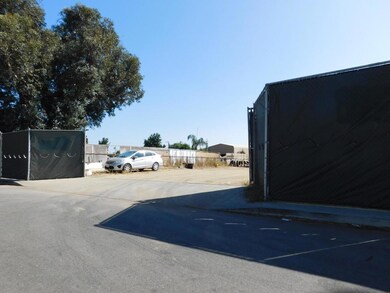 13600 Borden Ave, Sylmar, CA 91342 - photo 7