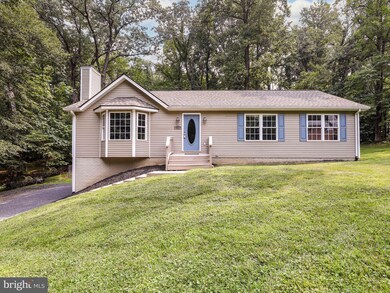 396 Persimmon Pear Ln, Harpers Ferry, WV 25425 - photo 4