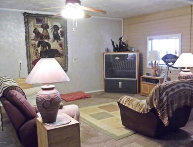 Family Room-BR4