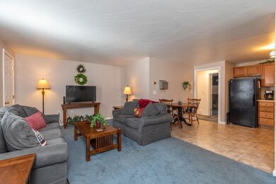 9 Berrington Rd, Leominster, MA 01453 - photo 5