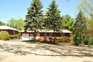 41 Bosher Dr, Albany, NY 12205 - photo 2