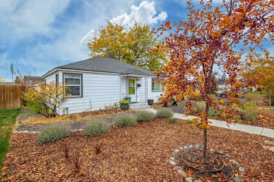 2727 W Sanson Ave, Spokane, WA 99205 - photo 4