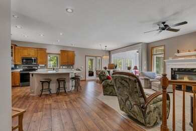 1202 Oakcrest Dr, Sauk Rapids, MN 56379 - photo 6