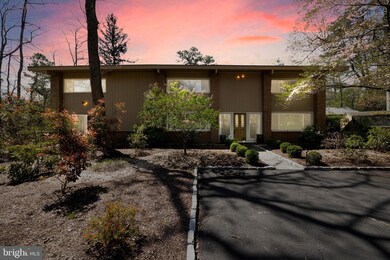 21 Hiawatha Trail, Medford, NJ 08055 - photo 2