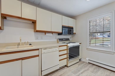 380 Ocean Rd unit 9, Portsmouth, NH 03801 - photo 6