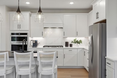 Pulte_19496 Everfield Ave_016.jpg