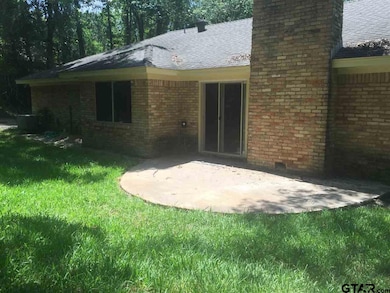 1711 1711 Kensington Dr, Tyler, TX 75703 - photo 2