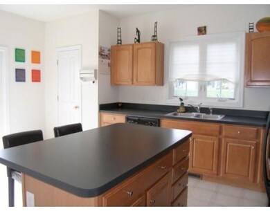 44 Buttercup Ln, South Grafton, MA 01560 - photo 5