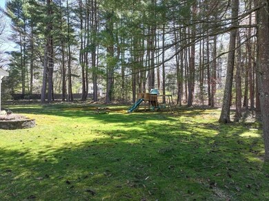 519 Fiske St, Holliston, MA 01746 - photo 4