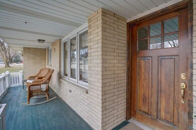 355 Sterling Dr, Oregon, WI 53575 - photo 3