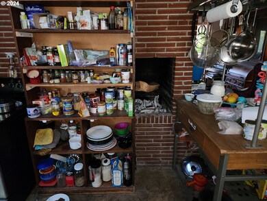 1765 SW Glenview Ave, Portland, OR 97225 - photo 6