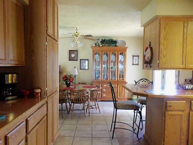 2902 N Park Ave, Shawnee, OK 74804 - photo 4