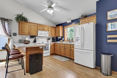 810 Allisons Mead, Sauk Rapids, MN 56379 - photo 4