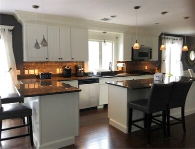 40 Surrey Dr, Cranston, RI 02920 - photo 2