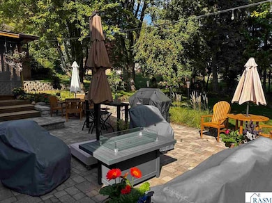 809 W Traverse Rd, Saint Peter, MN 56082 - photo 7