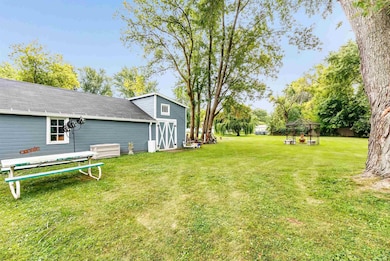 1250 Cass St, Green Bay, WI 54301 - photo 6