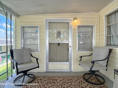 6124 Crestview Lane-9