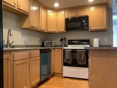 69 Warren Ave unit 1, Woburn, MA 01801 - photo 3