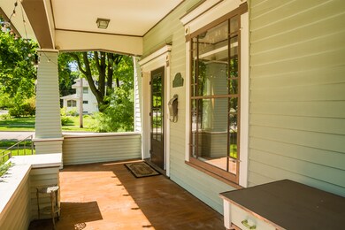 800 N Spring St, Elgin, IL 60120 - photo 2