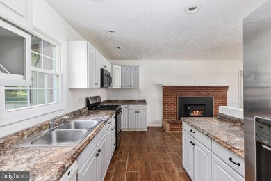 2249 Liberty Furnace Rd, Edinburg, VA 22824 - photo 7