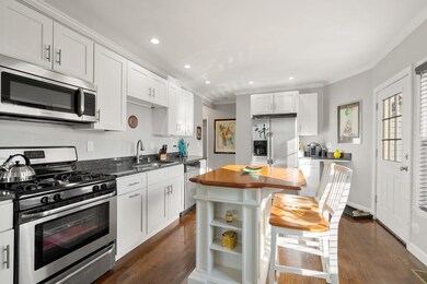 32 E Chestnut St unit 32-2, Sharon, MA 02067 - photo 3