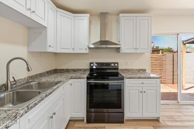 422 E Hampton Ave-5