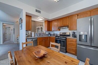 10022 N Roxbury Dr, Tucson, AZ 85737 - photo 5