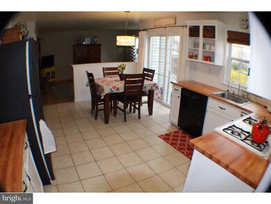 189 Abbey Dr, Royersford, PA 19468 - photo 4