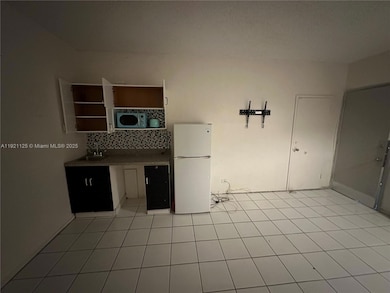 26 Diplomat Pkwy unit 2380, Hallandale Beach, FL 33009 - photo 2