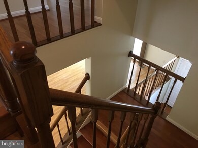 5717 Mason Bluff Dr, Burke, VA 22015 - photo 2