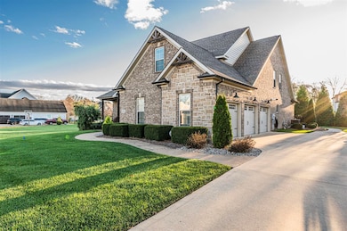 976 Cumberland Ridge Way, Bowling Green, KY 42103 - photo 2