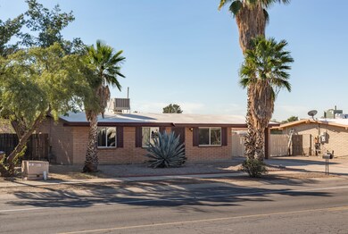 7540 N. Meredith-6465-HDR