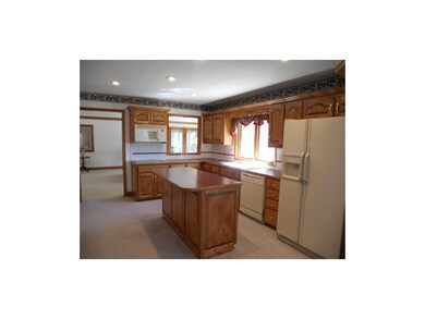 Bright & open with lots of cabinets--many pull out