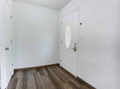 2027 P St SW, Miami, OK 74354 - photo 4