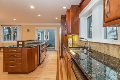 5 Forest St unit 2, Newton Highlands, MA 02461 - photo 3